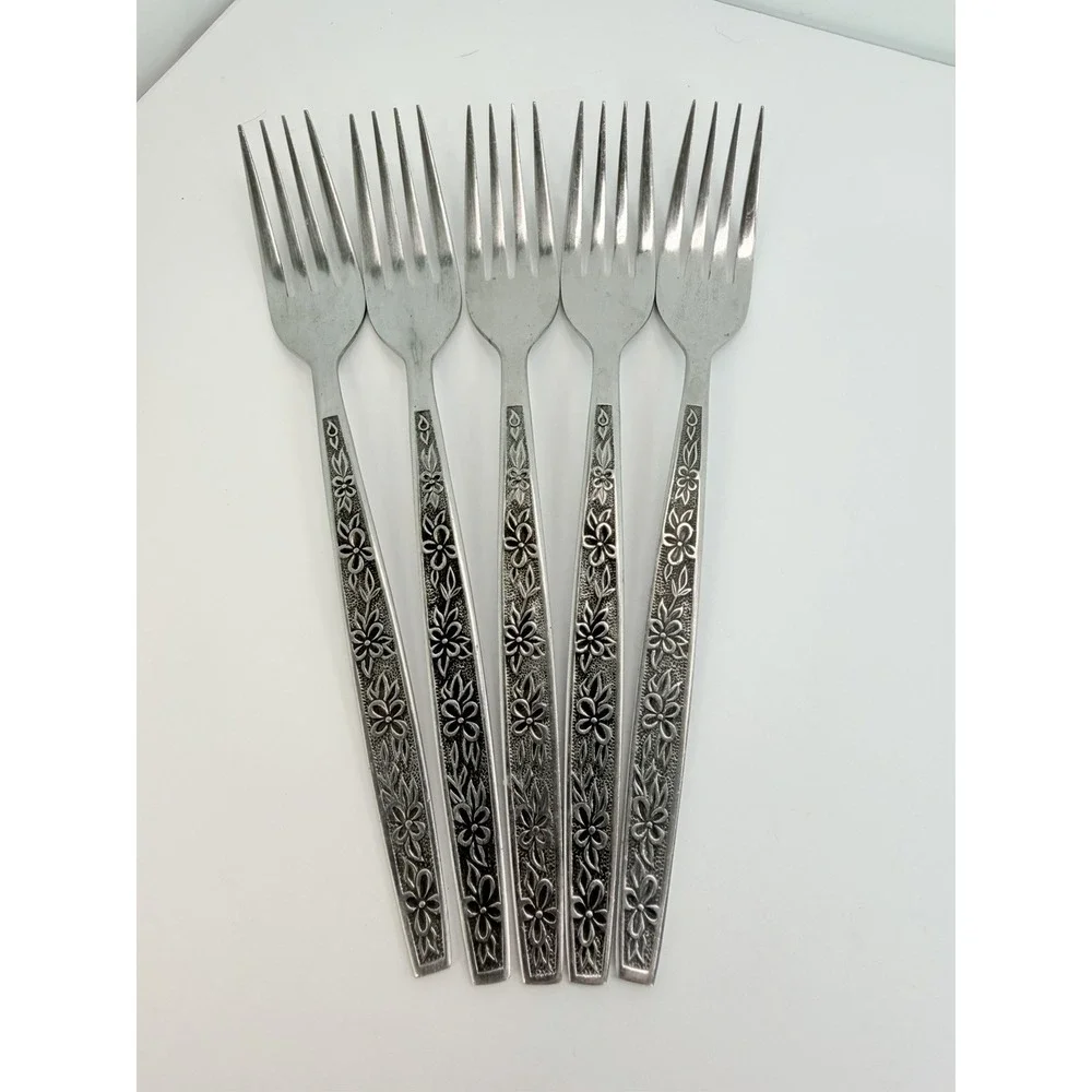Stanley Roberts La Spana Stainless Embossed Flowers Lot of 5 Dinner Forks .